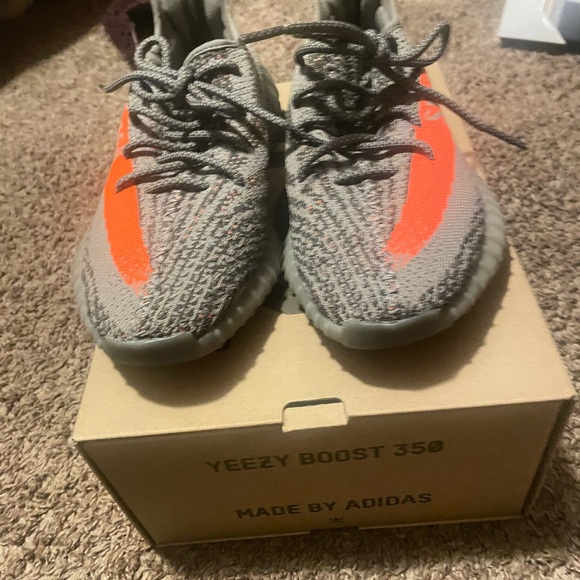 Yeezys Boost 350 - Picture 2 of 7